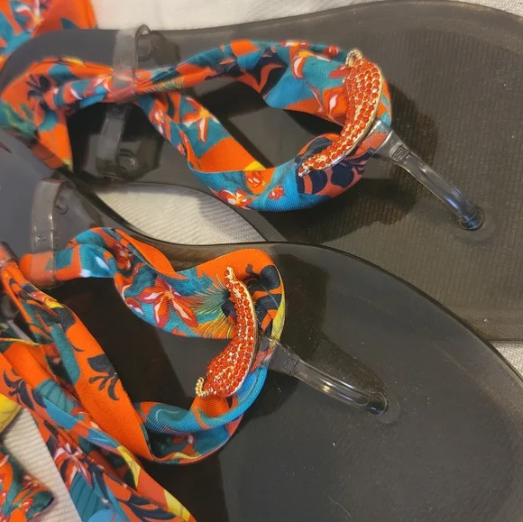 Woman scarf flat sandals. New size 9 - Picture 2 of 5